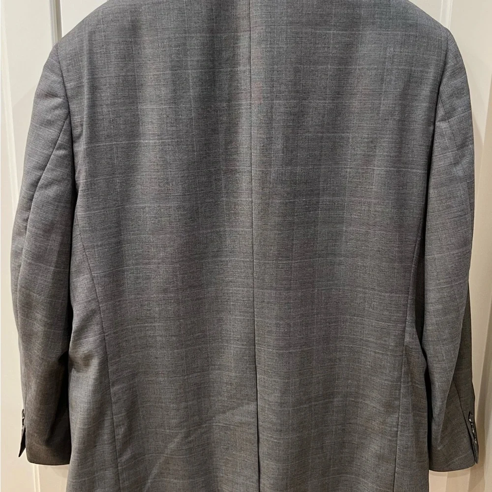 Gent’s Hart Schaffner Marx Custom Suit:  51” Chest,  43” Waist